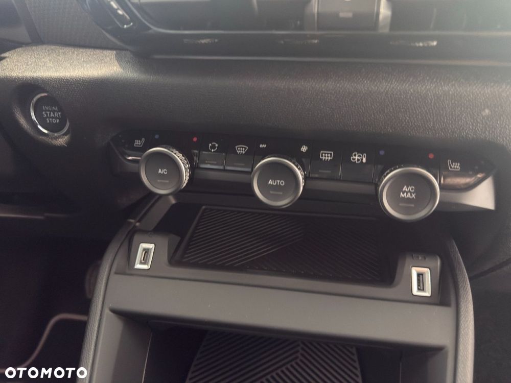 Citroën C4 1.2 mHEV Collection eDCT6 - 18