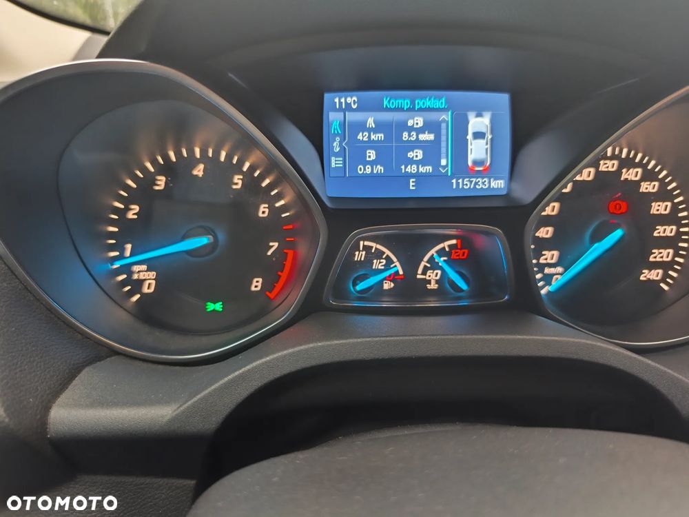 Ford Kuga - 29