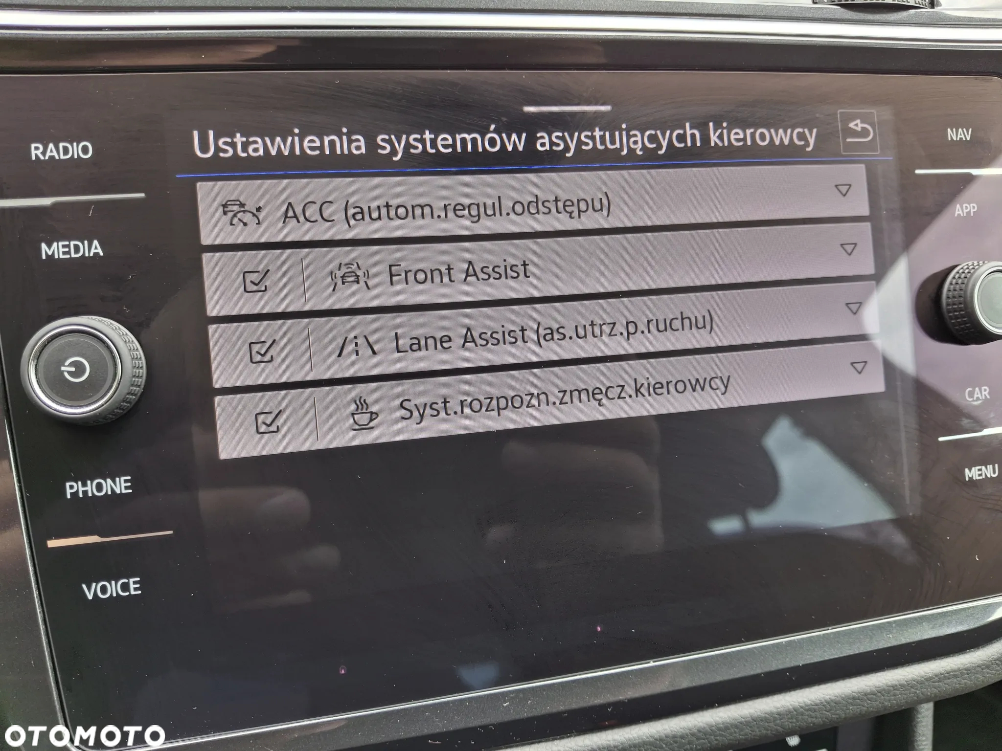 Volkswagen Tiguan 2.0 TDI SCR Life - 33
