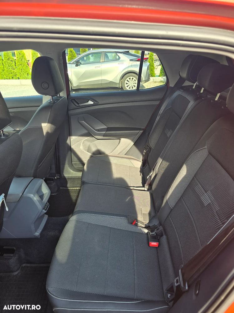 Volkswagen T-Cross - 7