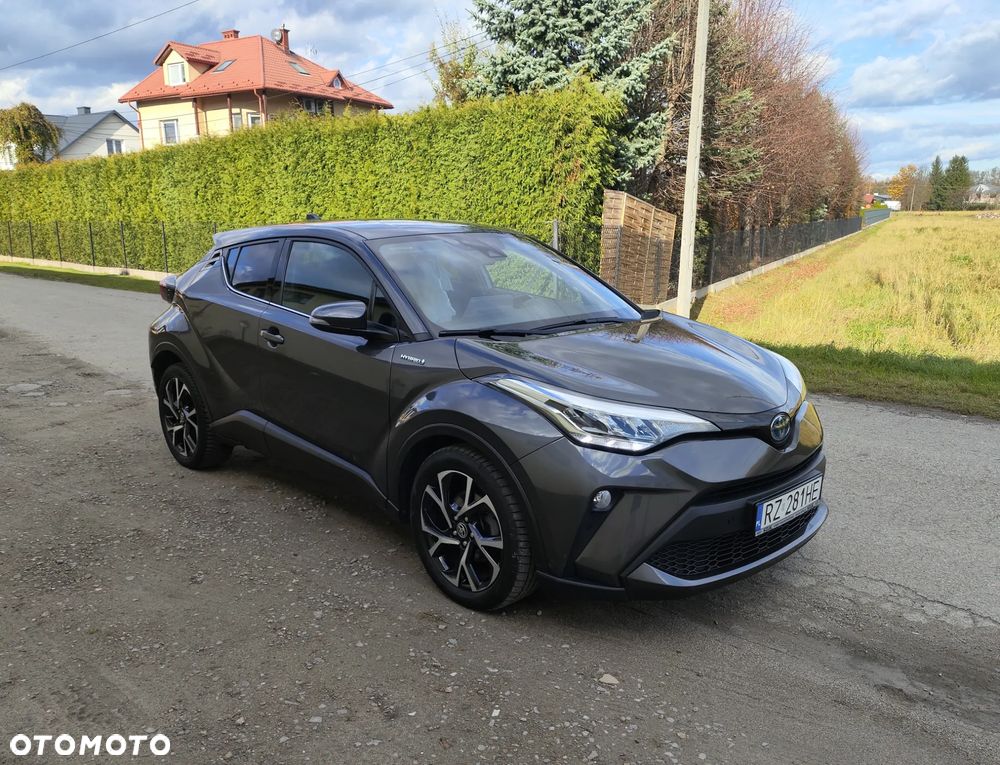 Toyota C-HR Hybrid Club - 1