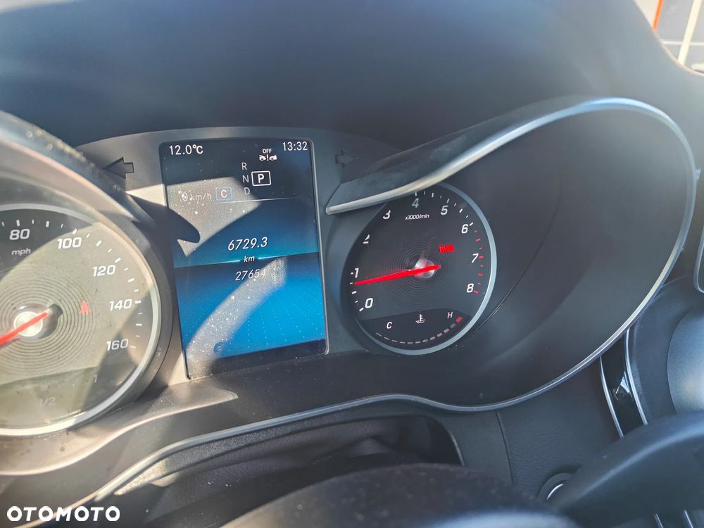 Mercedes-Benz GLC 300 4Matic 9G-TRONIC AMG Line - 18