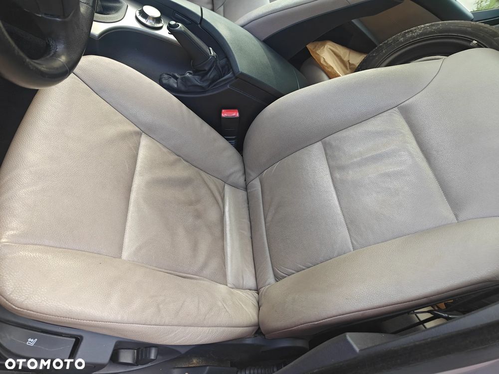 BMW Seria 5 523i - 21