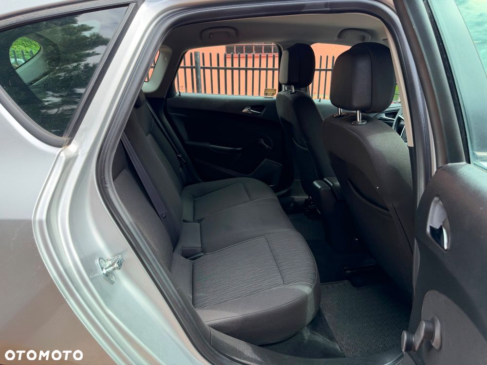 Opel Astra - 20