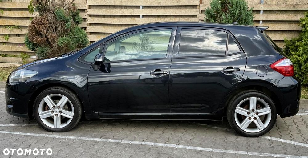 Toyota Auris 1.6 Dynamic - 26