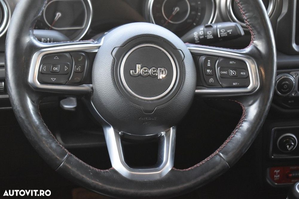 Jeep Wrangler - 21