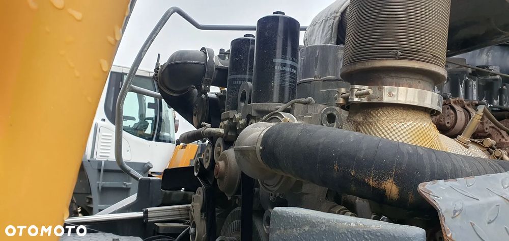 Liebherr L580 - 11