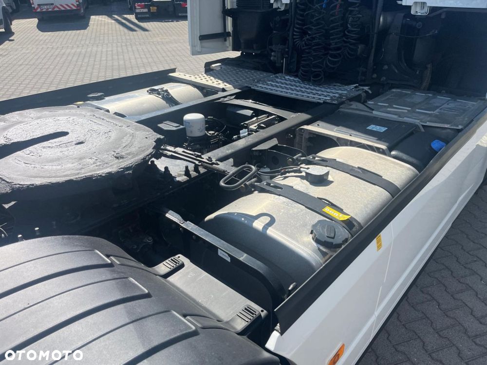 Volvo Volvo FH 4X2 460 Globetrotter XL - 12