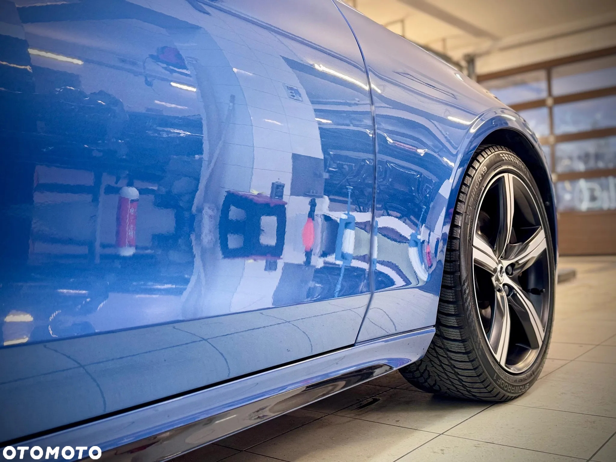 Volvo V90 D5 AWD R-Design - 10
