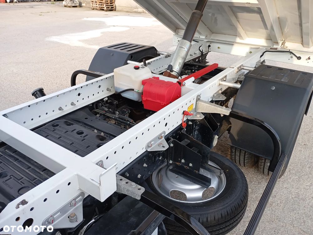 Mitsubishi Canter 3513 - 4