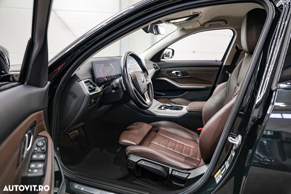 BMW Seria 3 320e Aut. Sport Line - 28