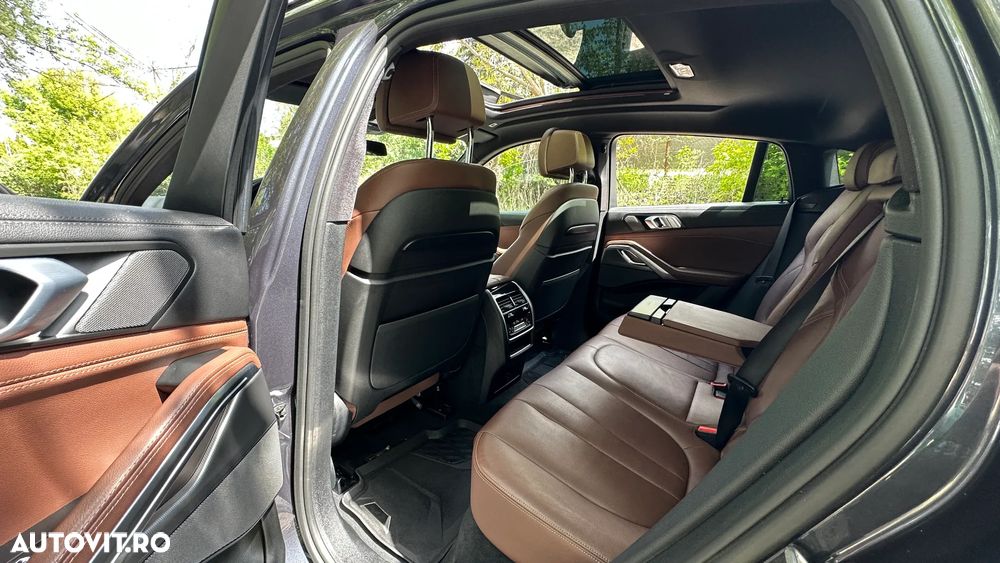 BMW X6 xDrive30d - 9