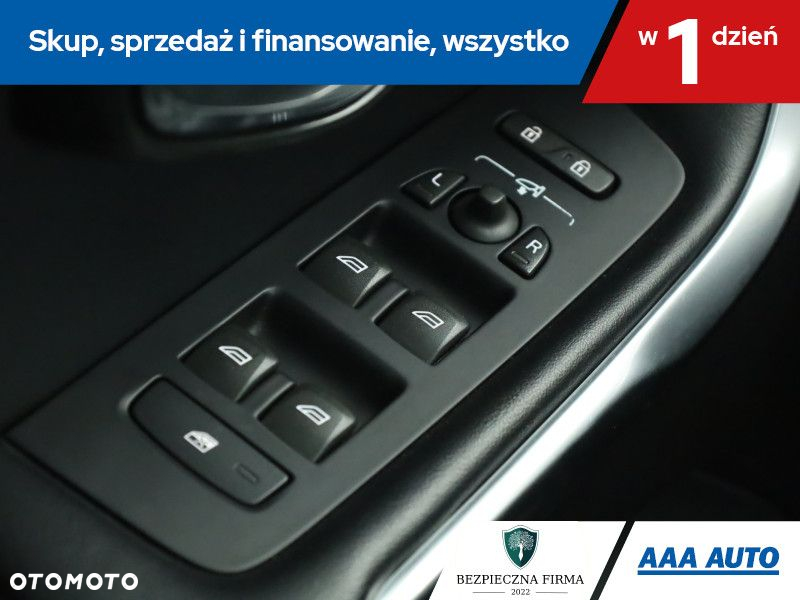 Volvo V40 - 17