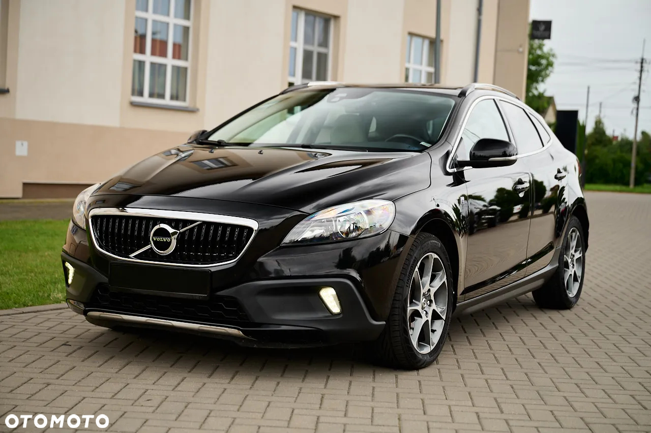 Volvo V40 Cross Country D2 Drive-E Ocean Race - 3