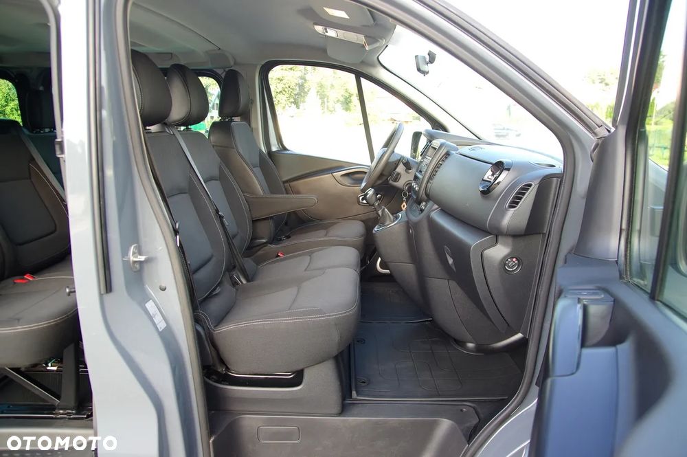 Renault Trafic Grand SpaceClass 2.0 dCi - 27