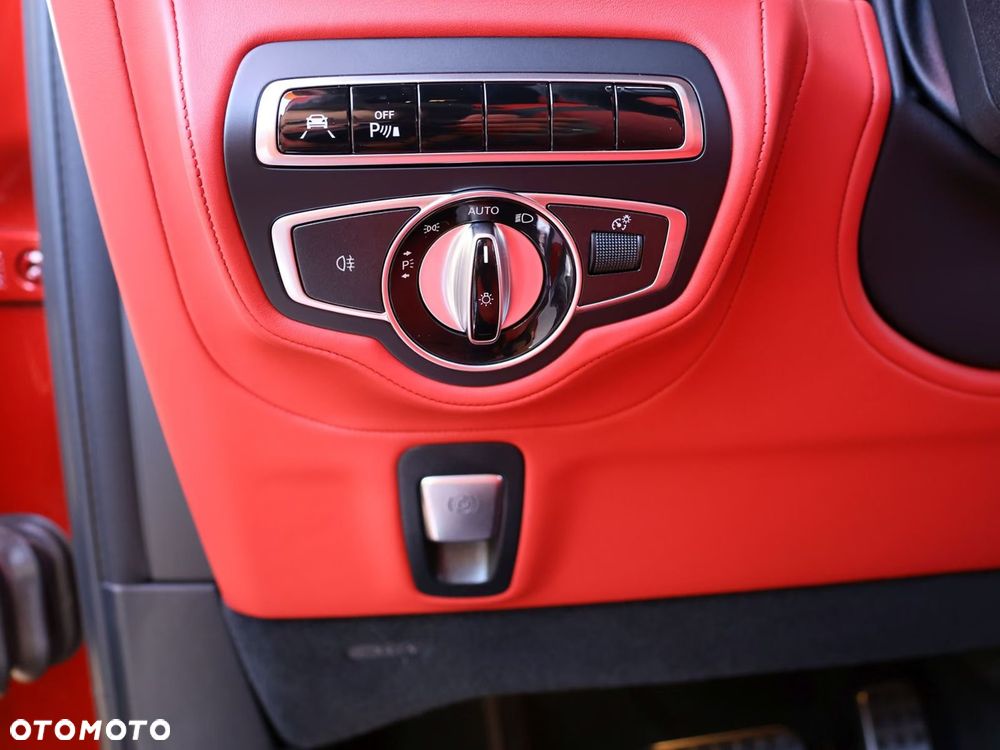 Mercedes-Benz Klasa G AMG 63 AMG Speedshift 9G-TRONIC - 27