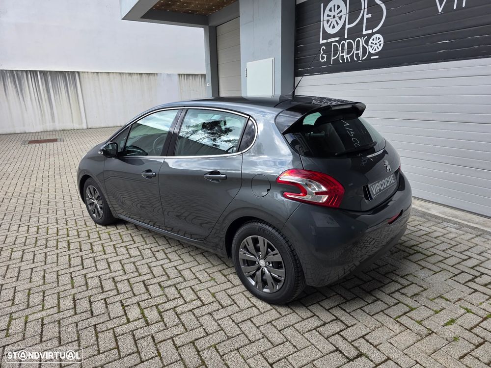 Peugeot 208 1.6 e-HDi Allure - 9