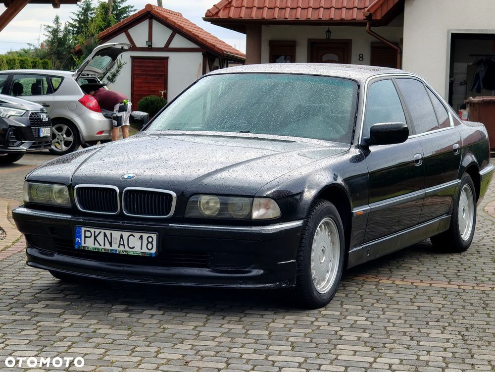 BMW Seria 7 - 2