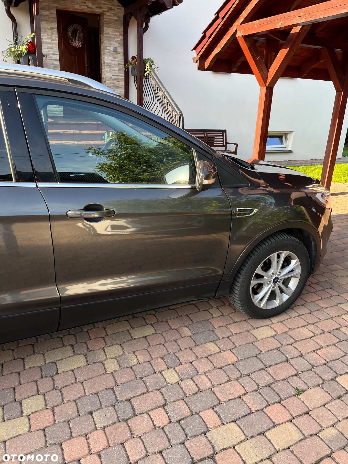 Ford Kuga 1.5 EcoBoost FWD Titanium ASS GPF - 13