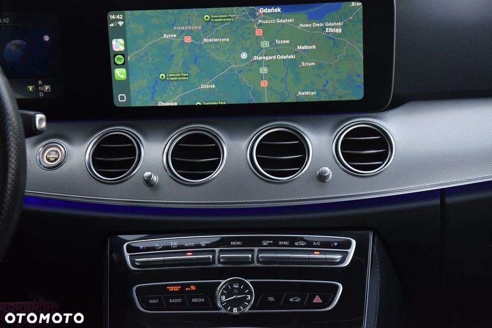 Mercedes-Benz Klasa E 200 9G-TRONIC Avantgarde - 29