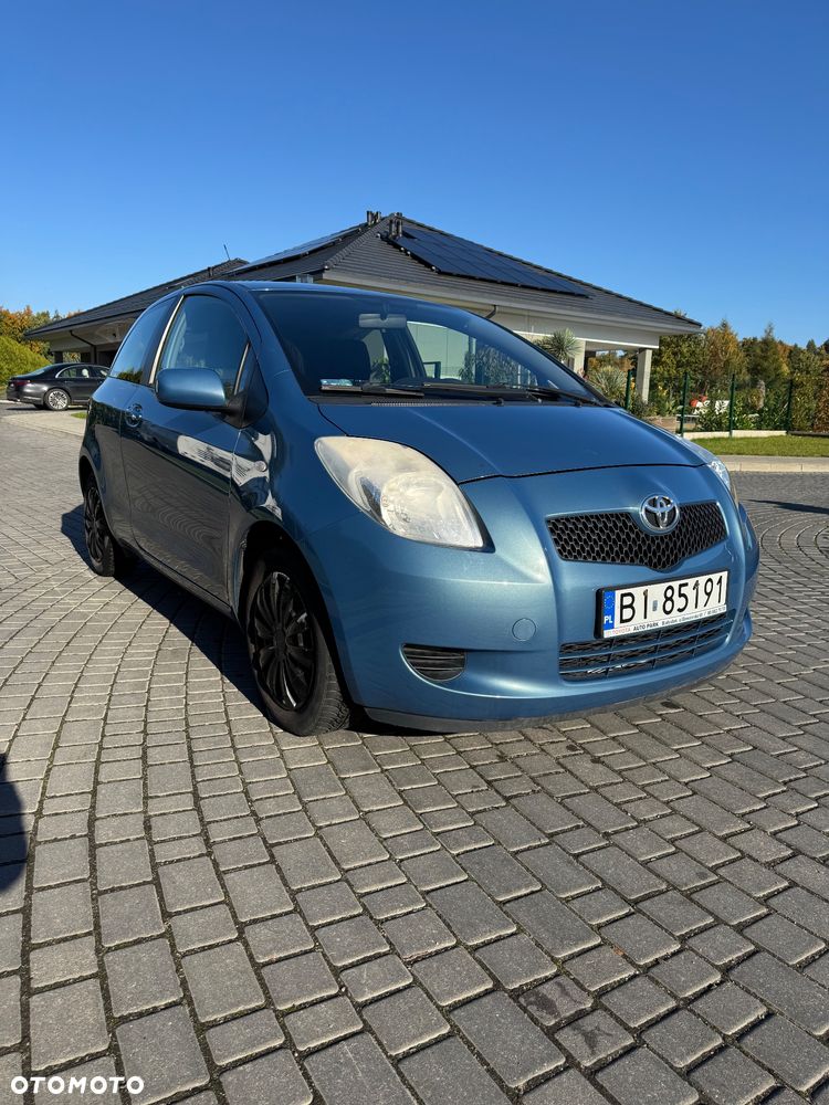 Toyota Yaris 1.3 Luna - 4