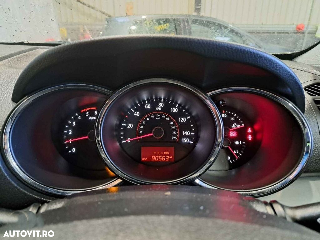 Ceasuri bord Kia Sorento 2011 SUV 2.2 DOHC D4HB - 3
