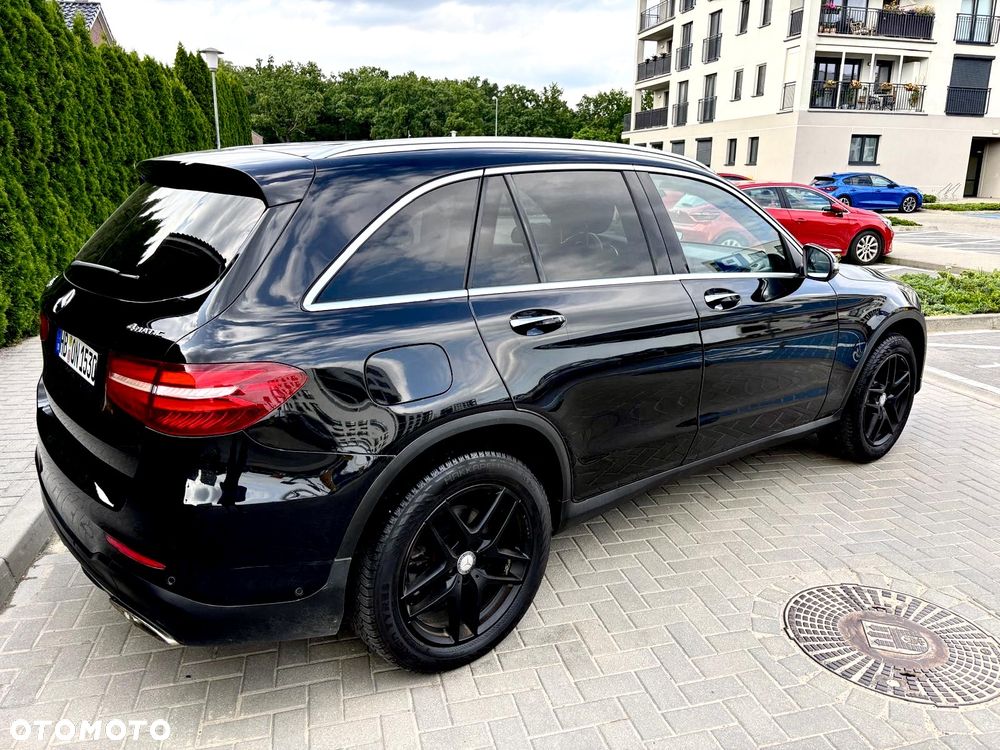 Mercedes-Benz GLC 300 4Matic 9G-TRONIC - 2