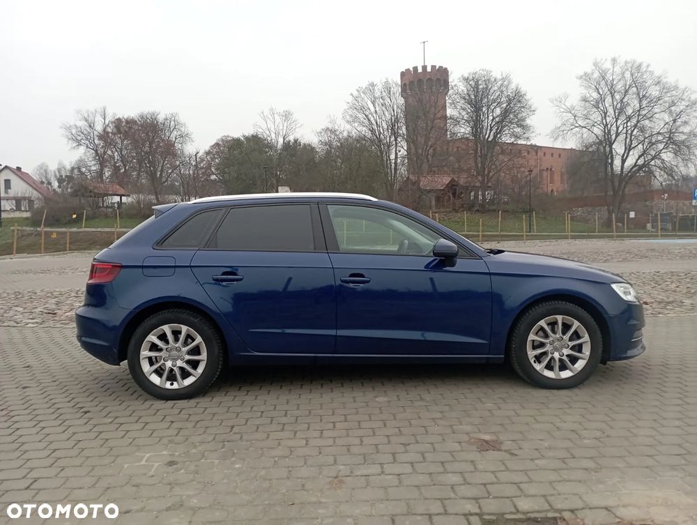 Audi A3 Sportback 1.4 TFSI Ambition - 9