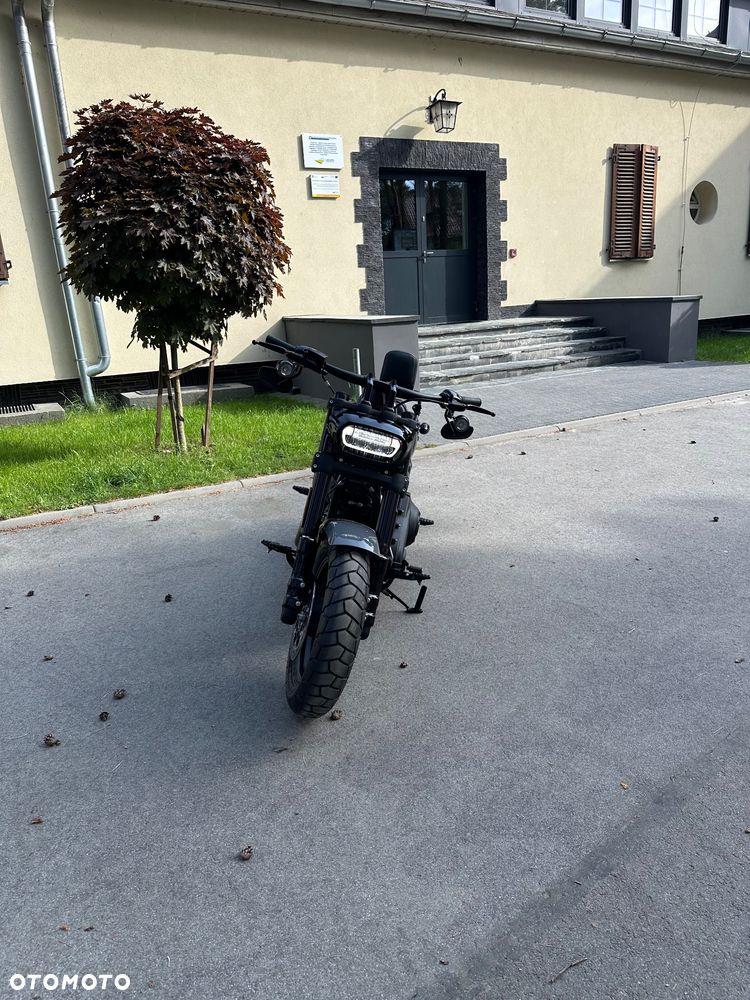 Harley-Davidson Softail Fat Bob - 2