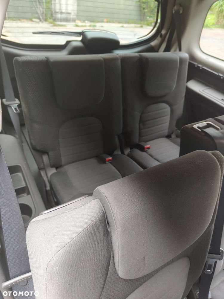 Nissan Pathfinder 2.5 D SE EU5 - 21