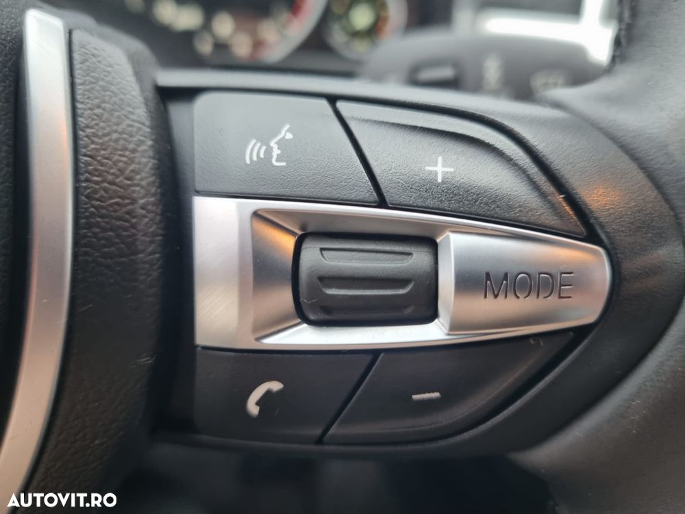 BMW Seria 5 ver-520d-aut-edition-exclusive - 19