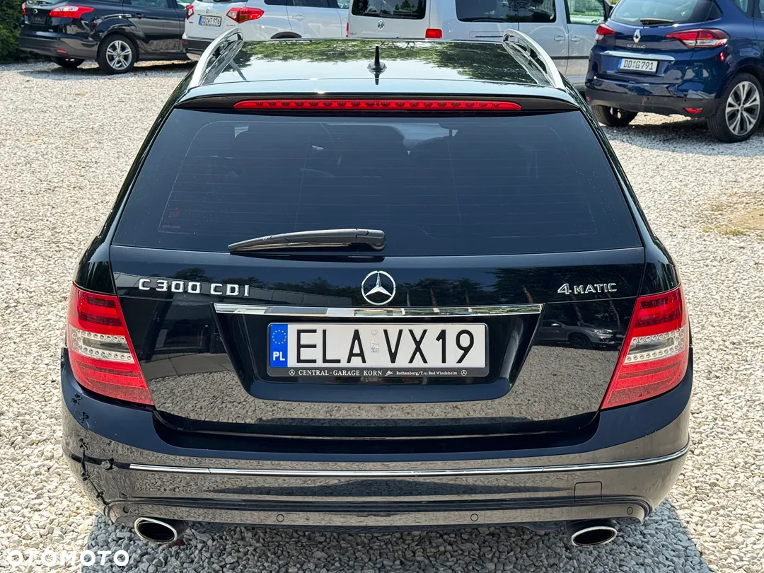 Mercedes-Benz Klasa C 300 T CDI 4Matic 7G-TRONIC Avantgarde Edition - 12