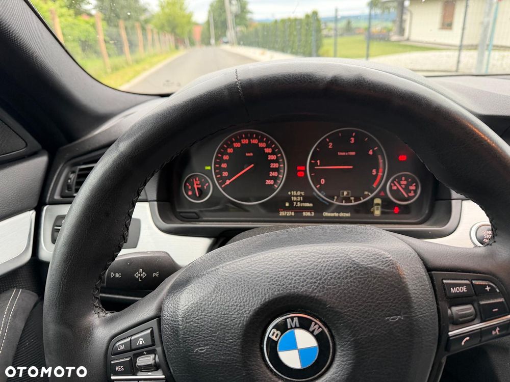 BMW Seria 5 520d - 11