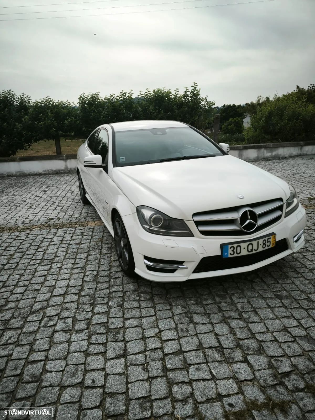Mercedes-Benz C 220 CDI DPF Coupe (BlueEFFICIENCY) - 1