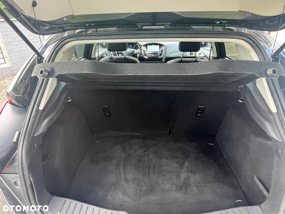 Ford Focus 1.5 EcoBoost Titanium - 17