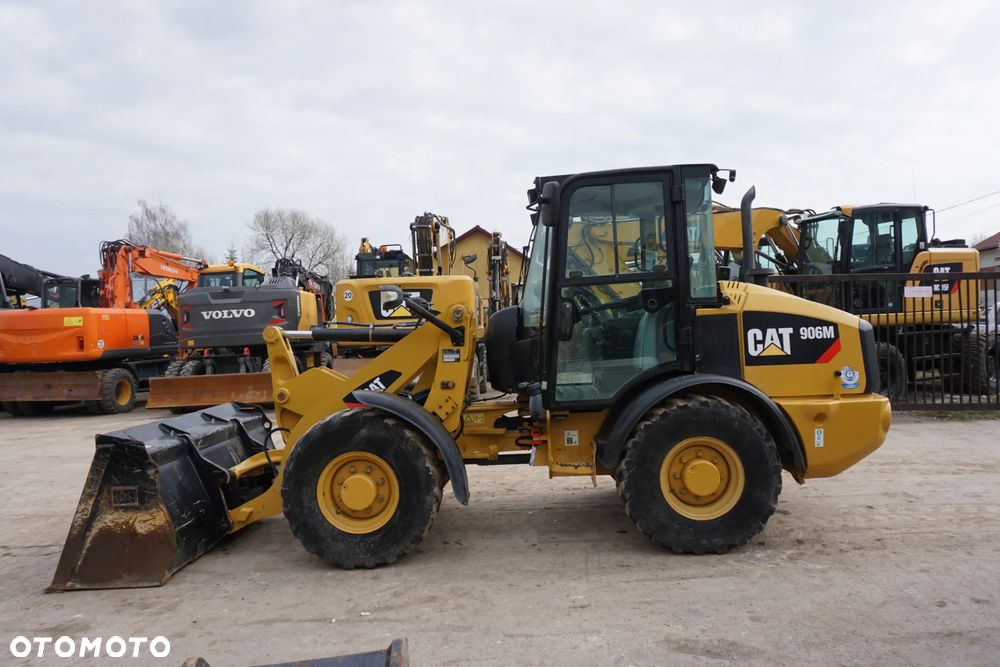 Caterpillar CAT 906 M - 6
