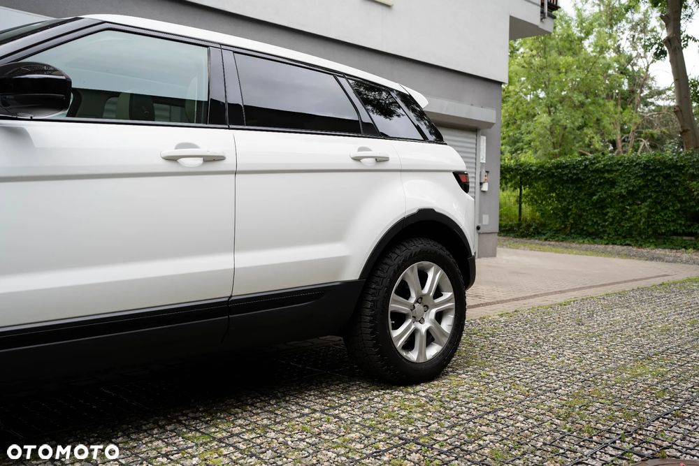 Land Rover Range Rover Evoque 2.0Si4 SE Plus / Dynamic - 32