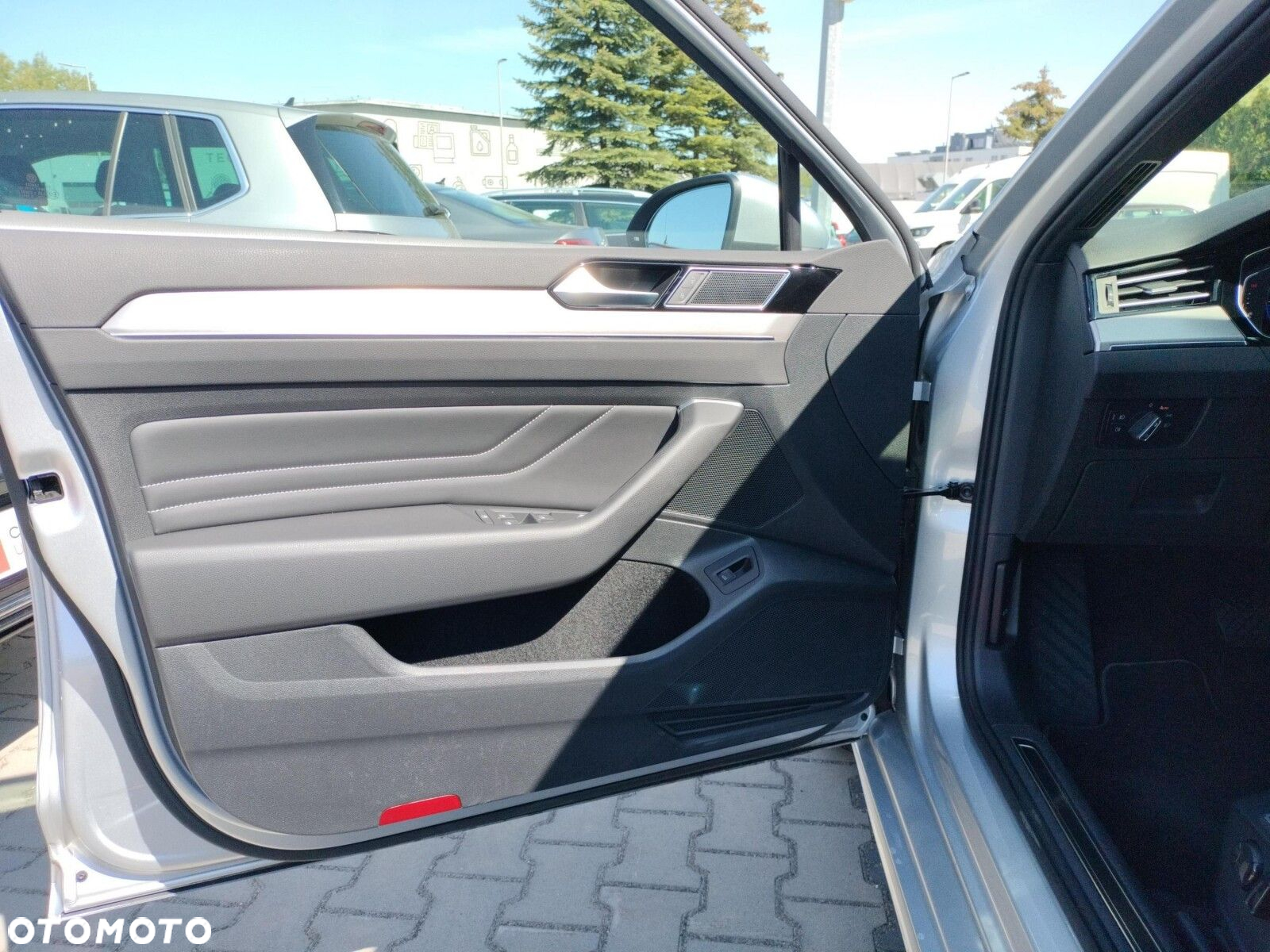 Volkswagen Passat 2.0 TSI Elegance DSG - 10