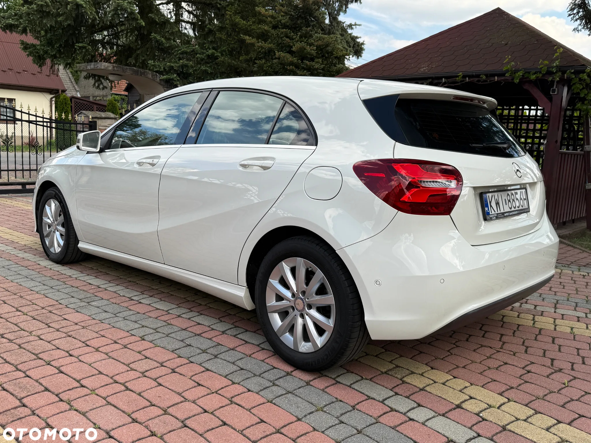 Mercedes-Benz Klasa A 180 d BlueEffICIENCY Edition - 6
