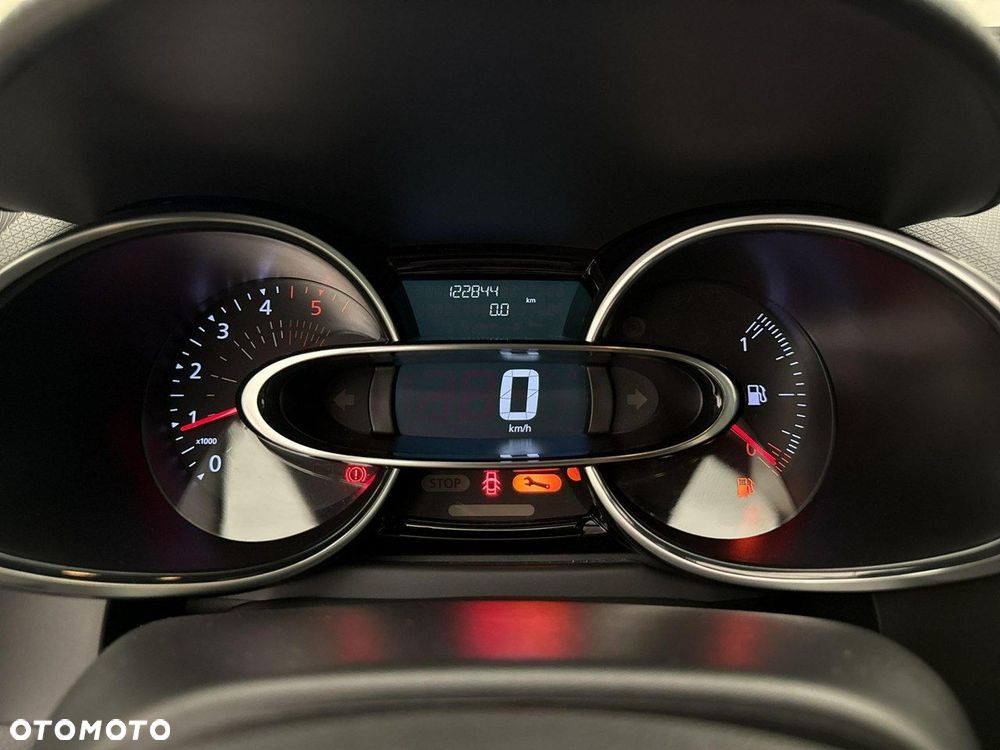 Renault Clio - 15