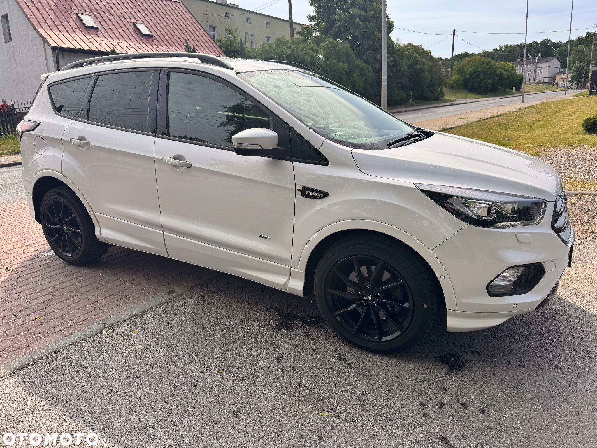 Ford Kuga 1.5 EcoBoost 4x4 ST-Line - 4