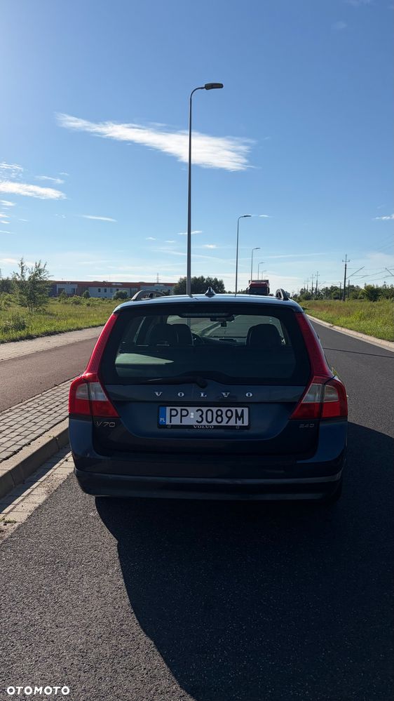 Volvo V70 2.4D Momentum - 3