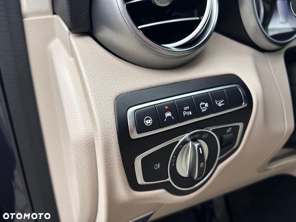 Mercedes-Benz GLC 220 d 4Matic 9G-TRONIC - 20