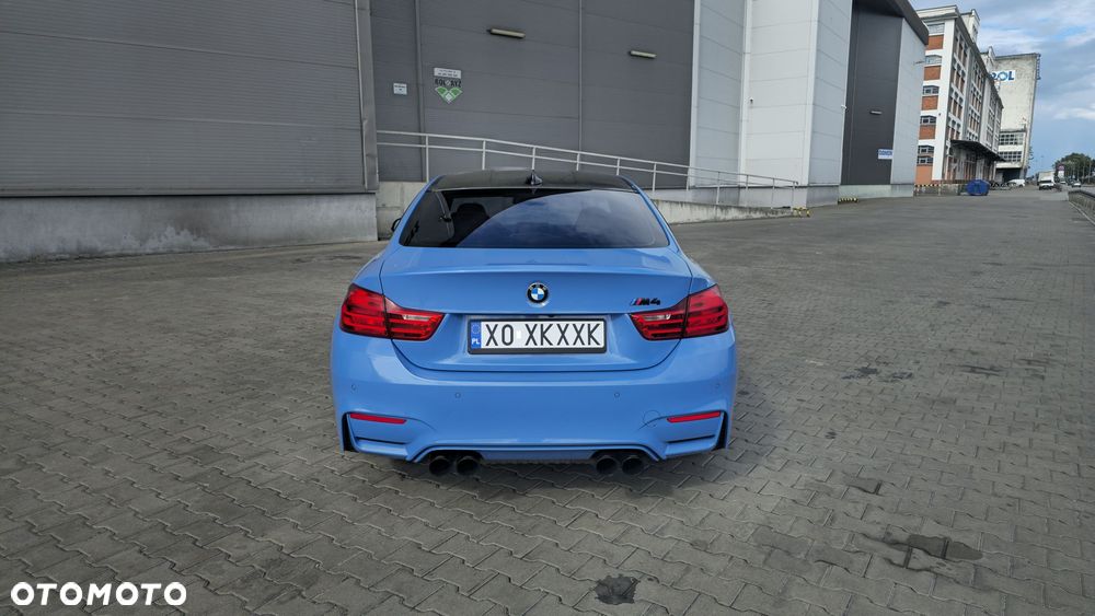 BMW M4 - 8