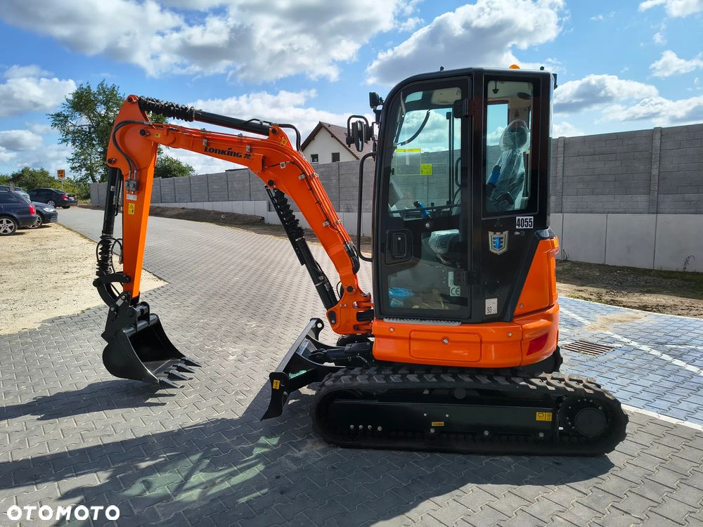 Kubota LONKING CDM6025 - 5
