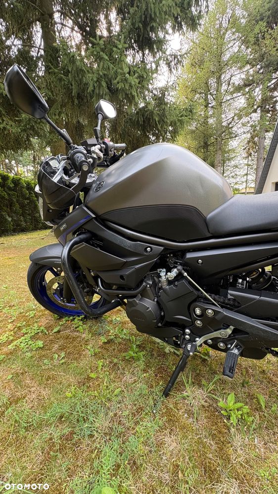 Yamaha XJ - 22