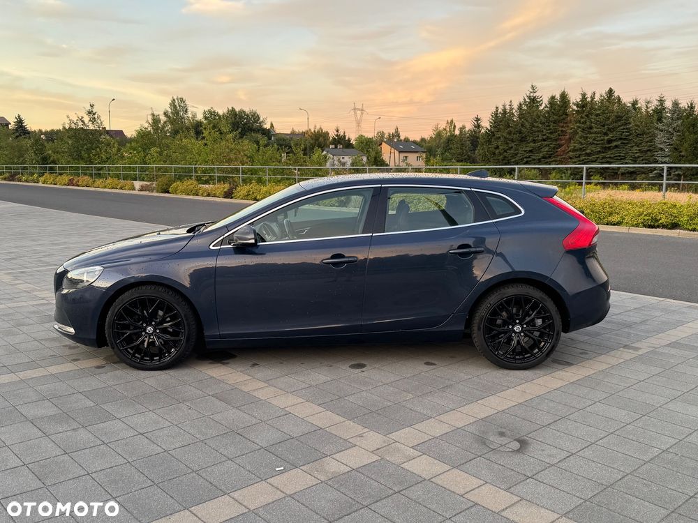 Volvo V40 - 8