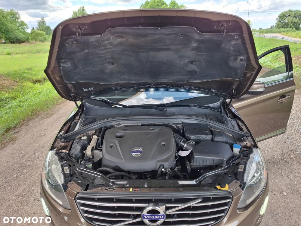 Volvo XC 60 D4 Drive-E Momentum - 8