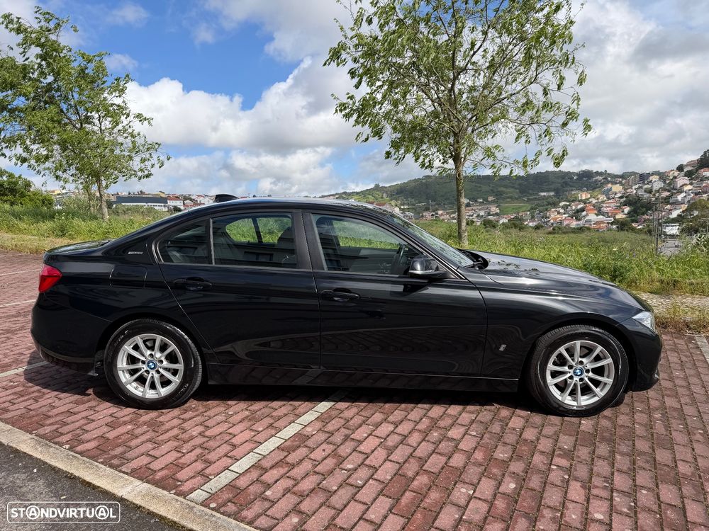 BMW 330 e iPerformance Line Luxury - 8