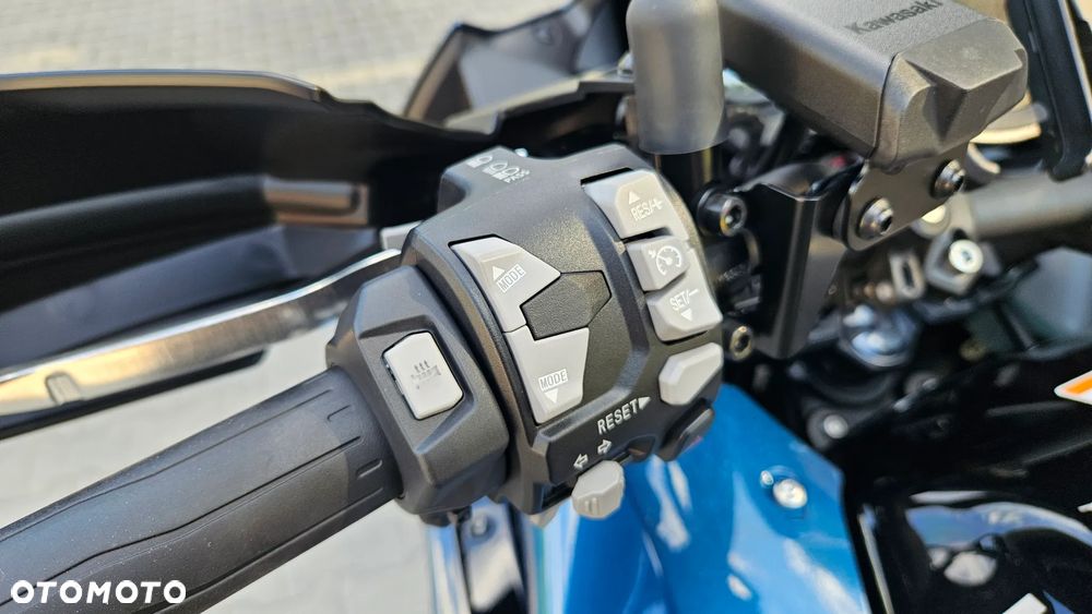 Kawasaki Versys 1000 - 23